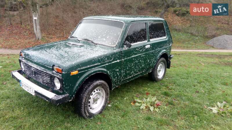 Позашляховик / Кросовер ВАЗ / Lada 21213 Niva 1999 в Саврані