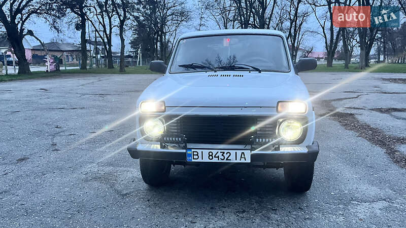 ВАЗ / Lada 21213 Niva 1995 ВАЗ / Lada 21213 Niva 1995