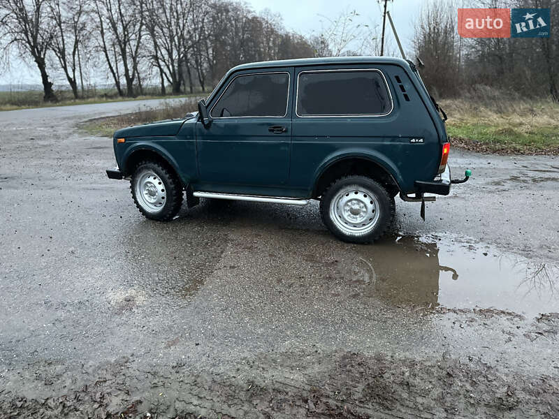 Внедорожник / Кроссовер ВАЗ / Lada 21213 Niva 1996 в Немирове
