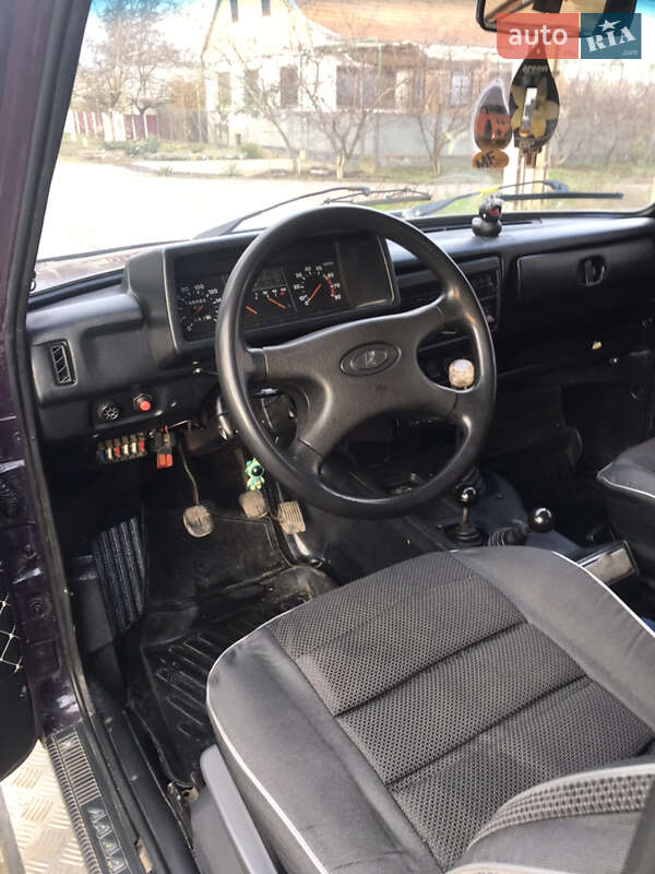 Внедорожник / Кроссовер ВАЗ / Lada 21213 Niva 1998 в Измаиле фото 8 Внедорожник / Кроссовер ВАЗ / Lada 21213 Niva 1998 в Измаиле