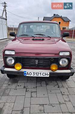 Внедорожник / Кроссовер ВАЗ / Lada 21213 Niva 2002 в Хусте