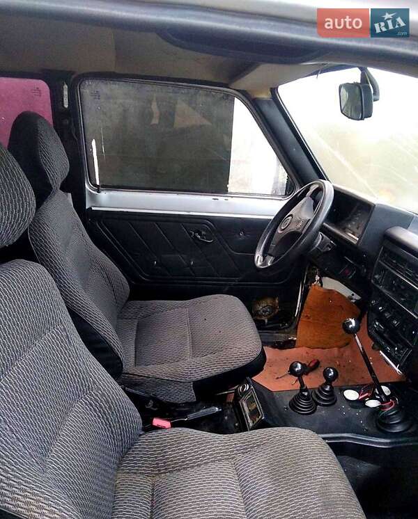 Внедорожник / Кроссовер ВАЗ / Lada 21213 Niva 2003 в Одессе фото 3 Внедорожник / Кроссовер ВАЗ / Lada 21213 Niva 2003 в Одессе