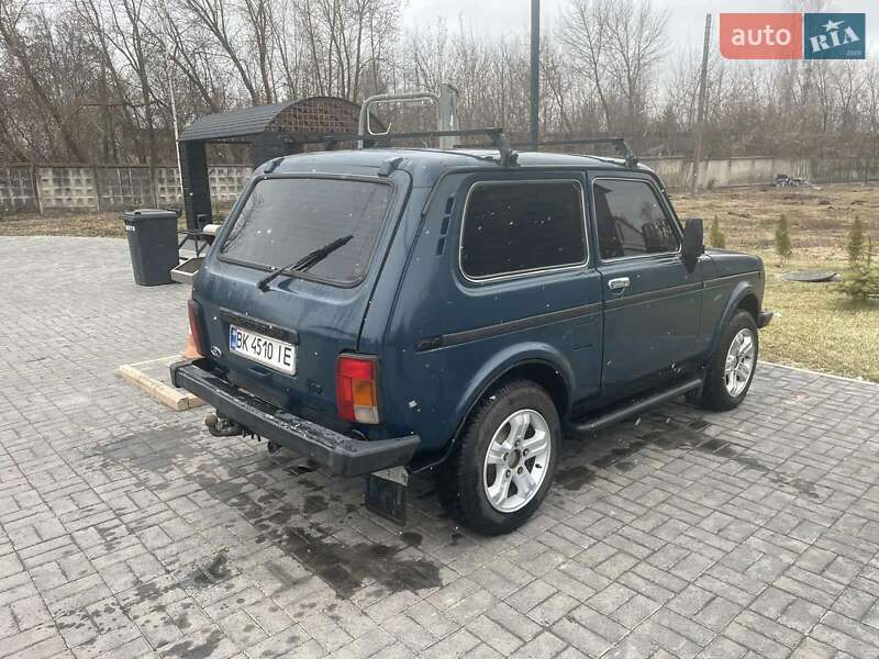 Внедорожник / Кроссовер ВАЗ / Lada 21213 Niva 2004 в Корце фото 2 Внедорожник / Кроссовер ВАЗ / Lada 21213 Niva 2004 в Корце