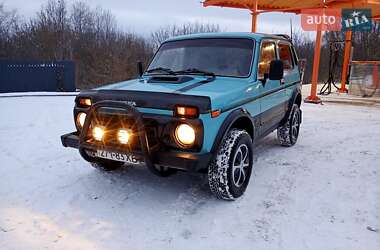 Позашляховик / Кросовер ВАЗ 21213 Niva 2001 в Харкові