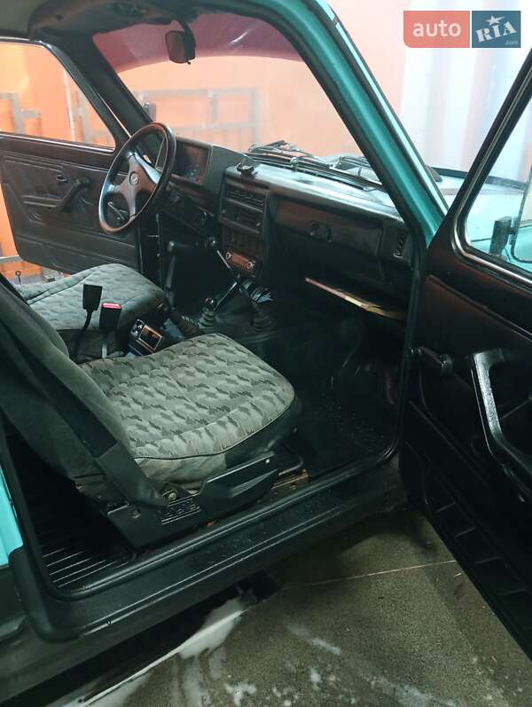 Внедорожник / Кроссовер ВАЗ / Lada 21213 Niva 2001 в Харькове