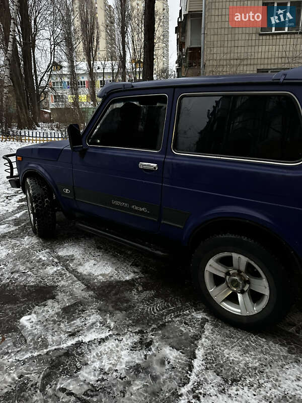 Позашляховик / Кросовер ВАЗ / Lada 21213 Niva 2002 в Києві