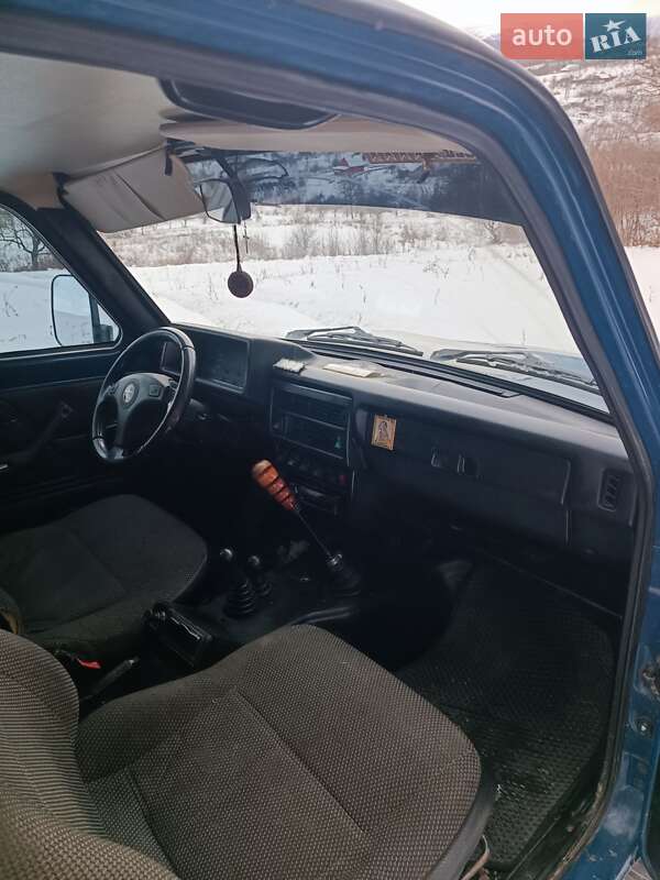 Внедорожник / Кроссовер ВАЗ / Lada 21213 Niva 2004 в Коломые