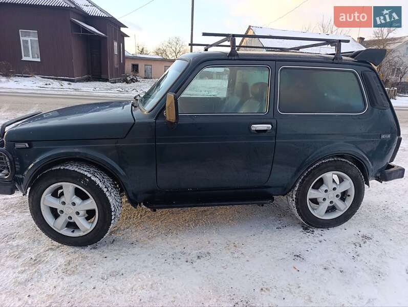 Внедорожник / Кроссовер ВАЗ / Lada 21213 Niva 2002 в Бурштыне фото 3 Внедорожник / Кроссовер ВАЗ / Lada 21213 Niva 2002 в Бурштыне