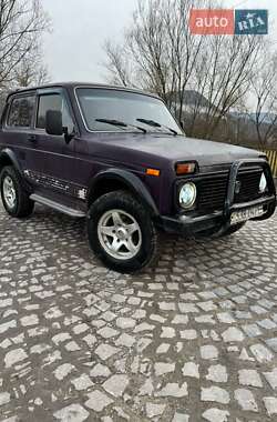 Внедорожник / Кроссовер ВАЗ 21213 Niva 2000 в Иршаве