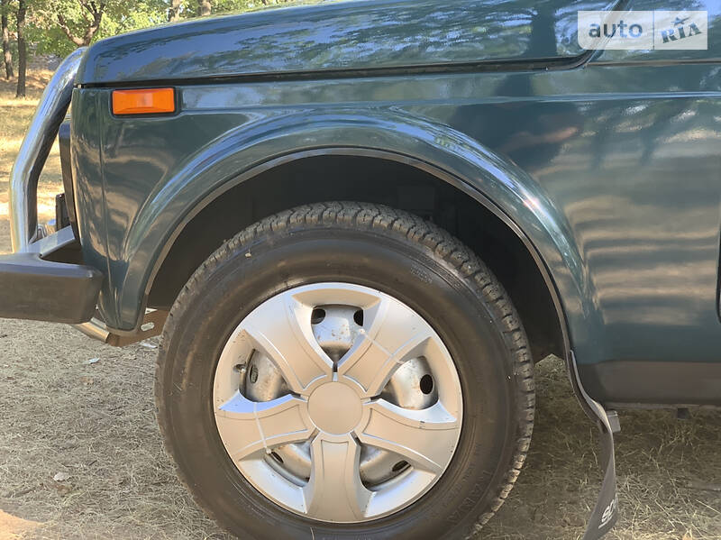 Позашляховик / Кросовер ВАЗ / Lada 21214 / 4x4 2005 в Миколаєві
