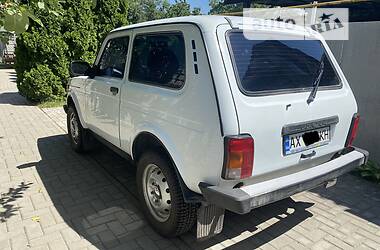 Внедорожник / Кроссовер ВАЗ / Lada 21214 / 4x4 2015 в Харькове