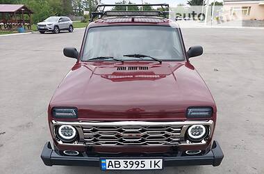 Позашляховик / Кросовер ВАЗ / Lada 21214 / 4x4 2013 в Жмеринці