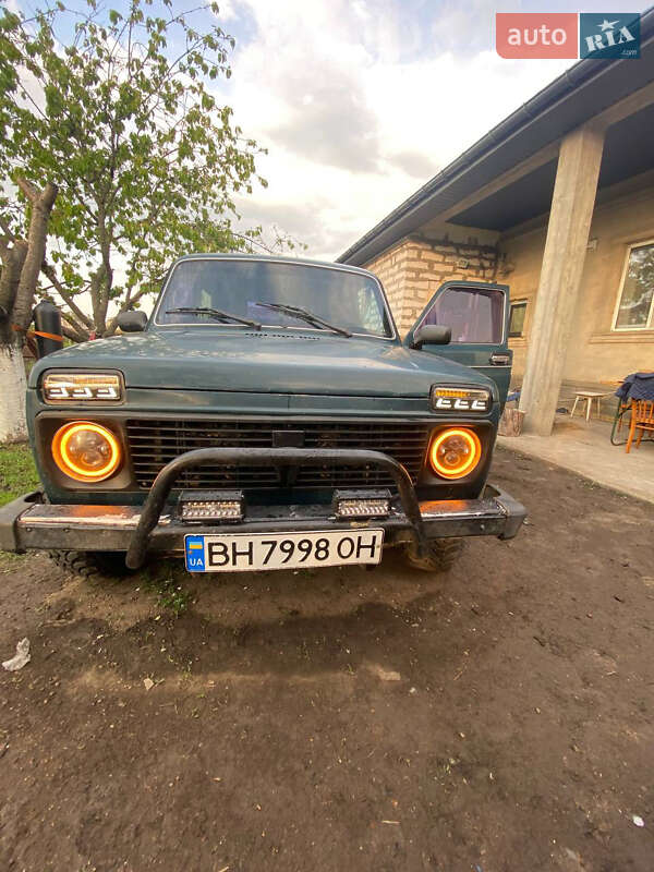 Хэтчбек ВАЗ / Lada 21214 / 4x4 2005 в Беляевке