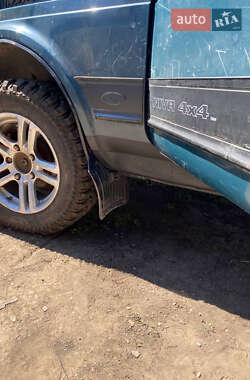 Хэтчбек ВАЗ 21214 / 4x4 2005 в 