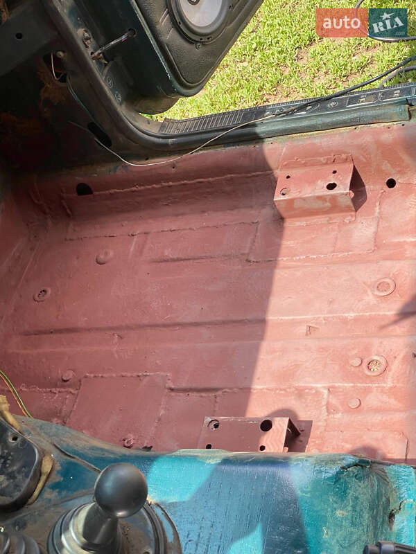 Хэтчбек ВАЗ / Lada 21214 / 4x4 2005 в Беляевке