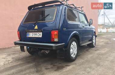 Внедорожник / Кроссовер ВАЗ / Lada 21214 / 4x4 2009 в Шишаки