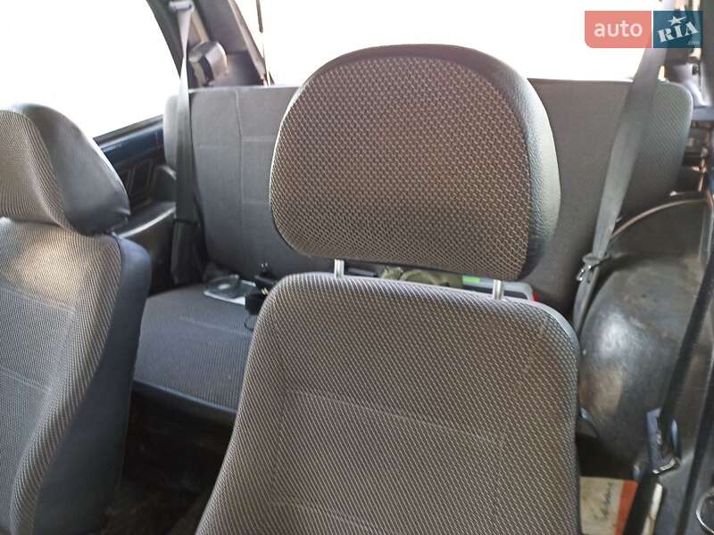 Внедорожник / Кроссовер ВАЗ / Lada 21214 / 4x4 2010 в Луцке
