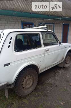 Внедорожник / Кроссовер ВАЗ / Lada 21214 / 4x4 2009 в Черкассах