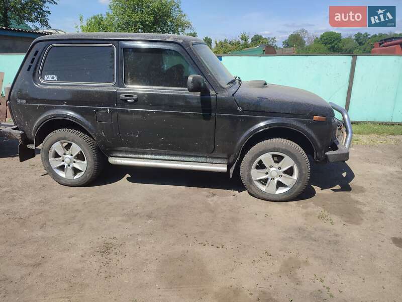 Позашляховик / Кросовер ВАЗ / Lada 21214 / 4x4 2007 в Згурівці