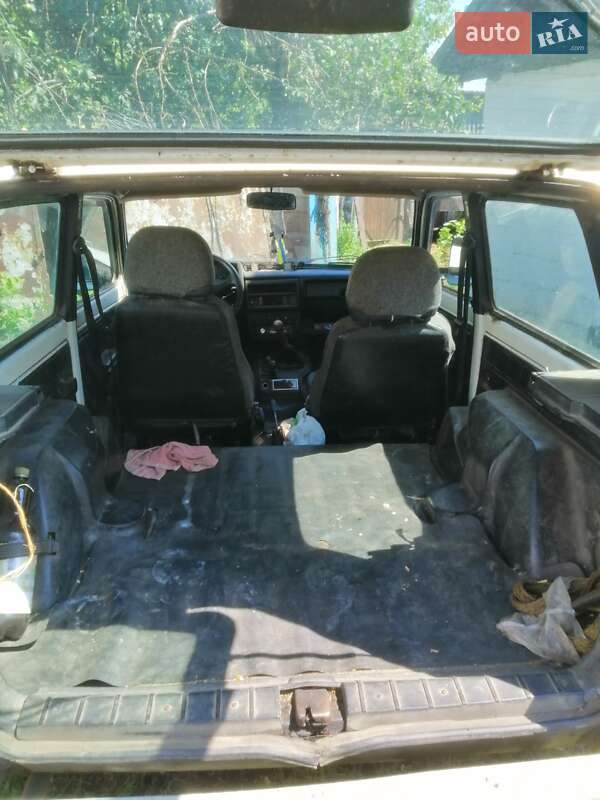 Внедорожник / Кроссовер ВАЗ / Lada 21214 / 4x4 2005 в Балаклее