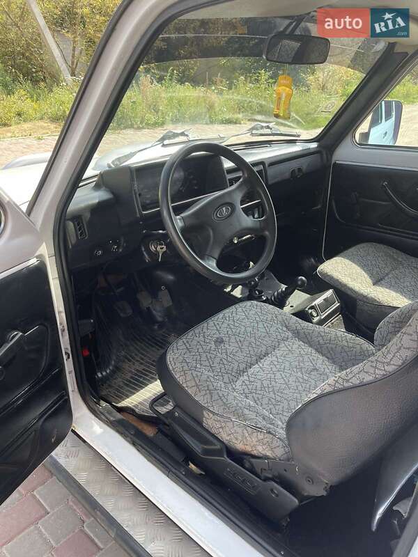 Внедорожник / Кроссовер ВАЗ / Lada 21214 / 4x4 2007 в Любашевке