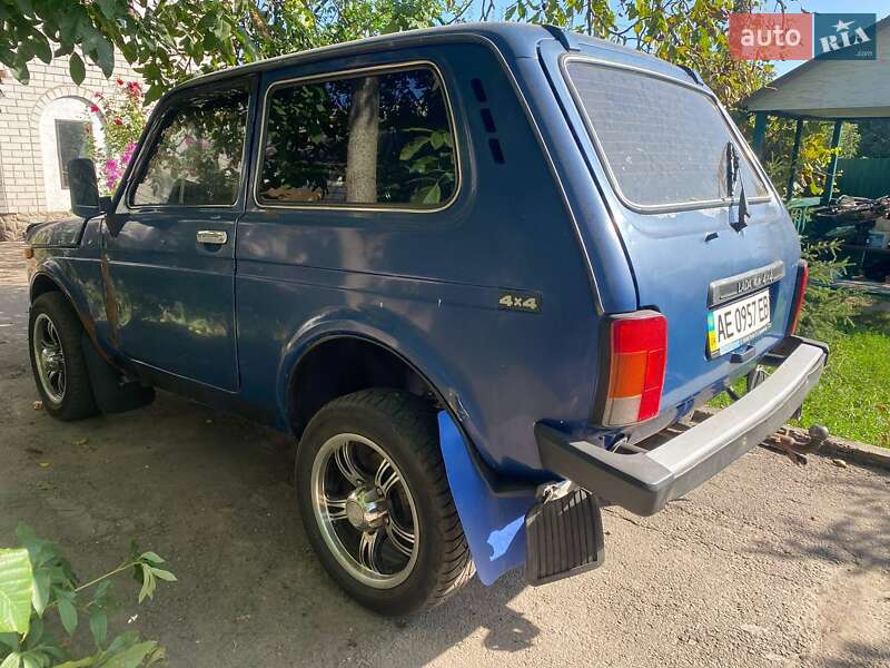 Позашляховик / Кросовер ВАЗ / Lada 21214 / 4x4 2009 в Царичанці