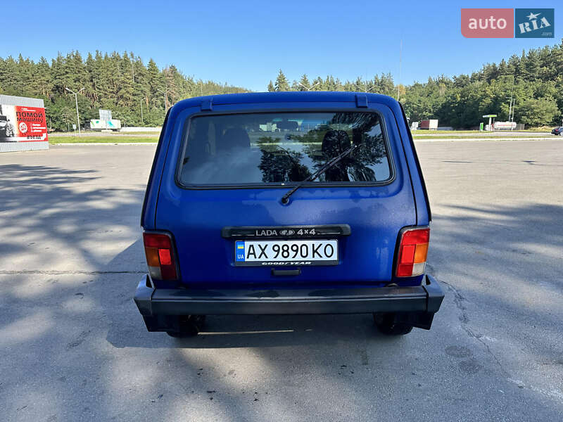 Внедорожник / Кроссовер ВАЗ / Lada 21214 / 4x4 2011 в Харькове