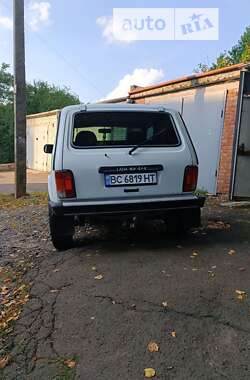 Внедорожник / Кроссовер ВАЗ / Lada 21214 / 4x4 2013 в Львове