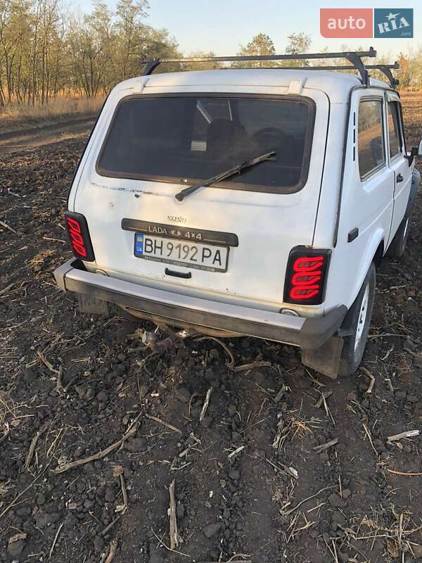 Внедорожник / Кроссовер ВАЗ / Lada 21214 / 4x4 2008 в Арцизе