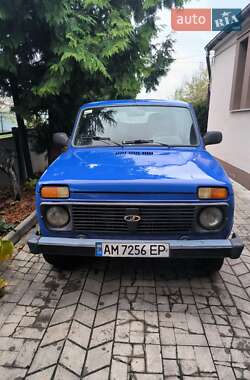 Внедорожник / Кроссовер ВАЗ / Lada 21214 / 4x4 2010 в Андрушевке