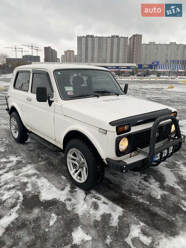 Внедорожник / Кроссовер ВАЗ / Lada 21214 / 4x4 2007 в Киеве
