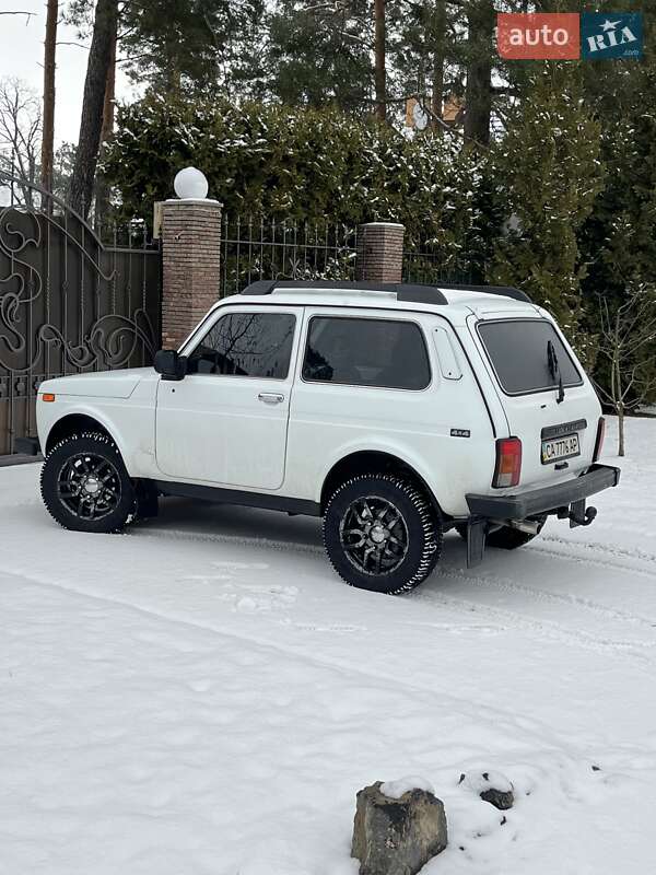 Внедорожник / Кроссовер ВАЗ / Lada 21214 / 4x4 2009 в Черкассах