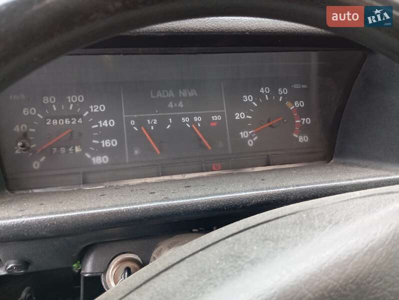 Внедорожник / Кроссовер ВАЗ / Lada 21214 / 4x4 2009 в Дубно
