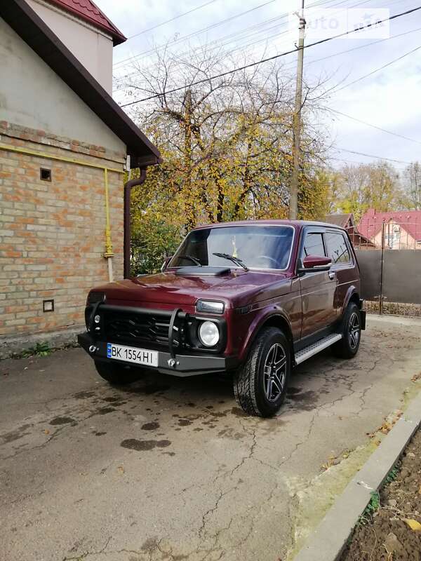 Позашляховик / Кросовер ВАЗ / Lada 21214 / 4x4 2014 в Луцьку