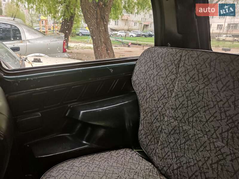 Позашляховик / Кросовер ВАЗ / Lada 21214 / 4x4 2007 в Сумах