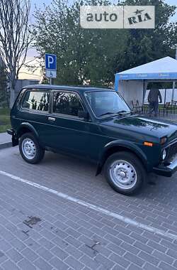 Позашляховик / Кросовер ВАЗ / Lada 21214 / 4x4 2008 в Вінниці