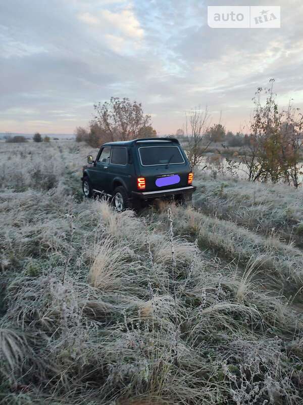 Позашляховик / Кросовер ВАЗ / Lada 21214 / 4x4 2007 в Кролевці