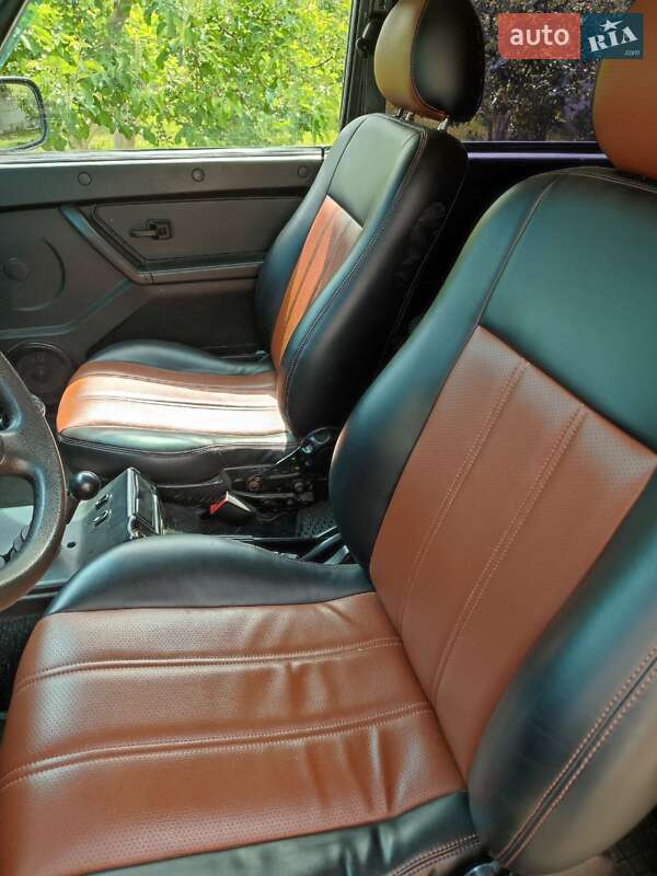Позашляховик / Кросовер ВАЗ / Lada 21214 / 4x4 2014 в Харкові
