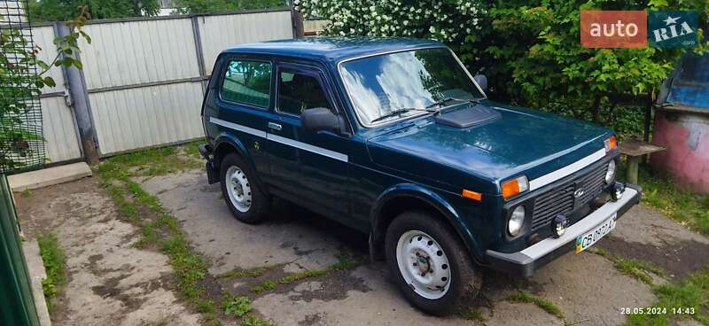 Позашляховик / Кросовер ВАЗ / Lada 21214 / 4x4 2010 в Чернігові