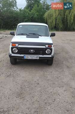 Позашляховик / Кросовер ВАЗ / Lada 21214 / 4x4 2020 в Піщанці