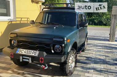 Позашляховик / Кросовер ВАЗ / Lada 21214 / 4x4 2010 в Львові