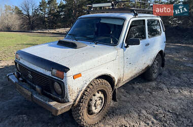 Позашляховик / Кросовер ВАЗ / Lada 21214 / 4x4 2009 в Обухові