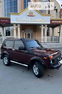 Позашляховик / Кросовер ВАЗ / Lada 21214 / 4x4 2010 в Тернополі