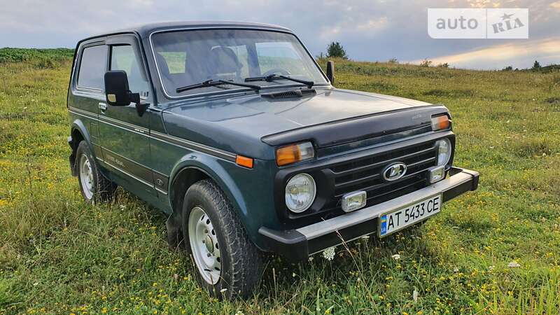 Позашляховик / Кросовер ВАЗ / Lada 21214 / 4x4 2009 в Городенці