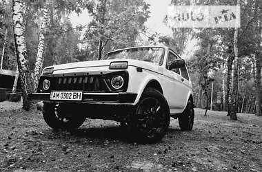 Внедорожник / Кроссовер ВАЗ / Lada 21214 / 4x4 2011 в Пулинах