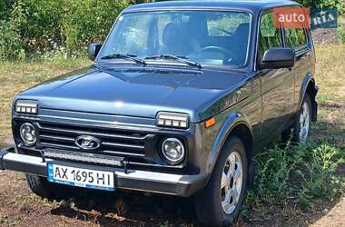 Внедорожник / Кроссовер ВАЗ 21214 / 4x4 2018 в 