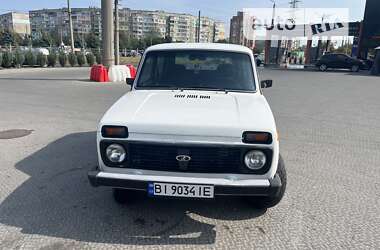 Внедорожник / Кроссовер ВАЗ / Lada 21214 / 4x4 2008 в Полтаве