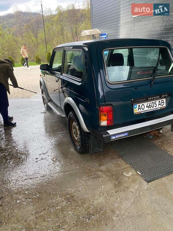 Внедорожник / Кроссовер ВАЗ / Lada 21214 / 4x4 2005 в Тячеве фото 2 Внедорожник / Кроссовер ВАЗ / Lada 21214 / 4x4 2005 в Тячеве