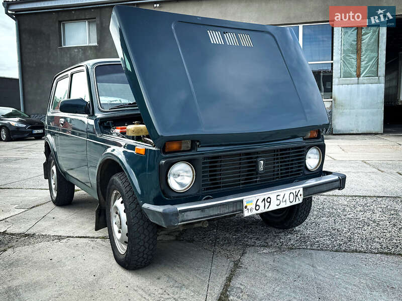 Внедорожник / Кроссовер ВАЗ / Lada 21214 / 4x4 2005 в Усатово