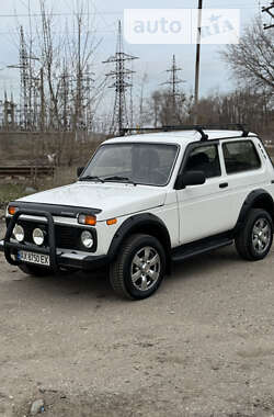 Внедорожник / Кроссовер ВАЗ / Lada 21214 / 4x4 2010 в Харькове